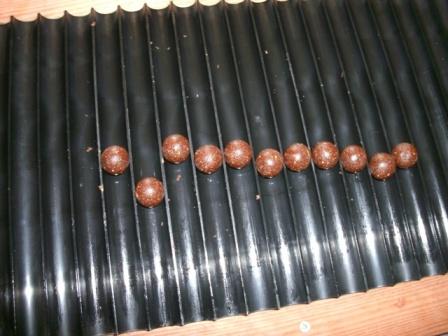 pregatiri pentru noul sezon - 2013 - bomboane pentru mustaciosi  - gedc0263.JPG